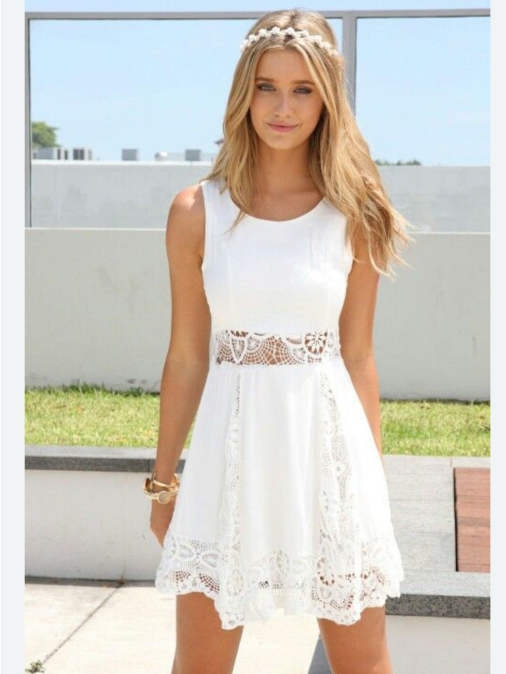 Zanzea White Sleeveless Lace-Panel Mini Dress